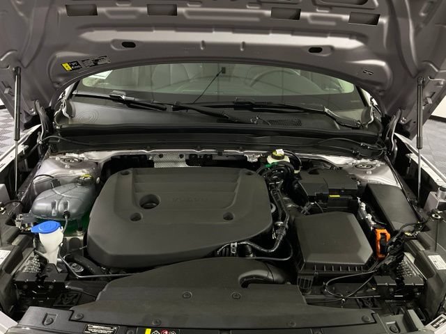 New 2026 Volvo XC40 B5 Plus w/ Protection Package Premier AWD/4WD image 46