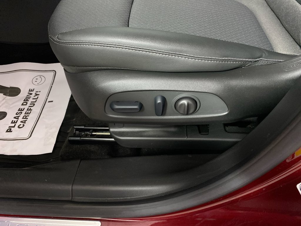 Certified 2023 Buick Encore GX Select w/ Experience Buick Package AWD/4WD image 12