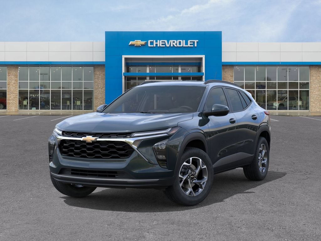 New 2026 Chevrolet Trax LT w/ Sunroof Package FWD image 6