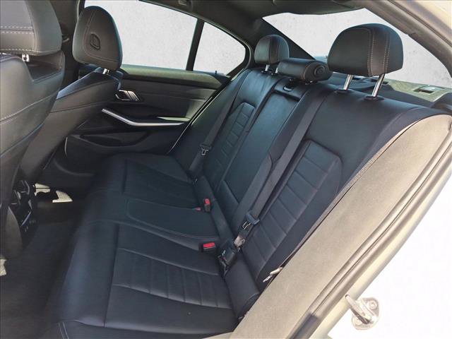 Used 2019 BMW 330i Sedan w/ Convenience Package RWD image 19