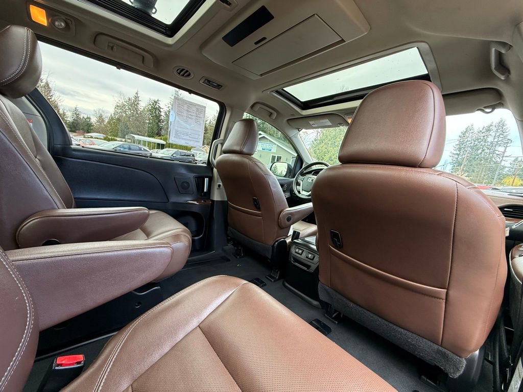 Used 2020 Toyota Sienna Limited Premium image 17