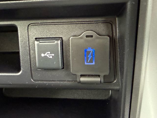 Certified 2022 Toyota 4Runner SR5 Premium image 24