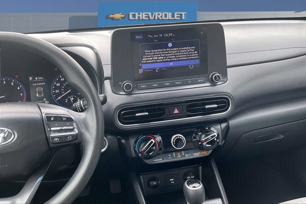 Used 2022 Hyundai Kona SEL FWD image 9