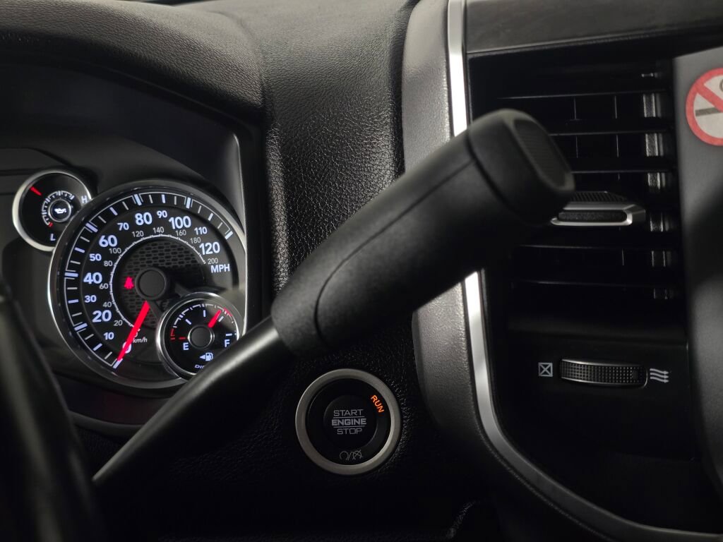 Used 2024 RAM 3500 Big Horn image 29