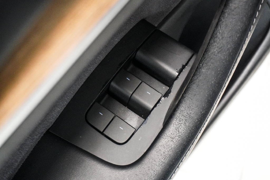 Used 2022 Tesla Model 3 Standard Range RWD image 17