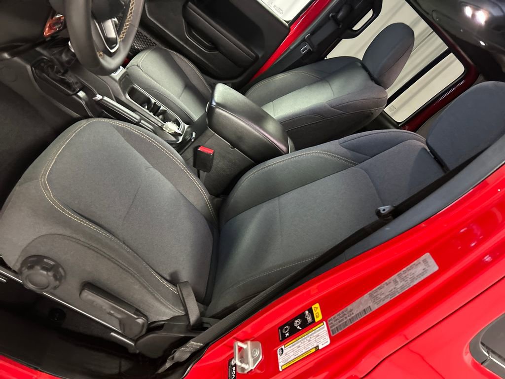 Used 2024 Jeep Gladiator Sport image 12