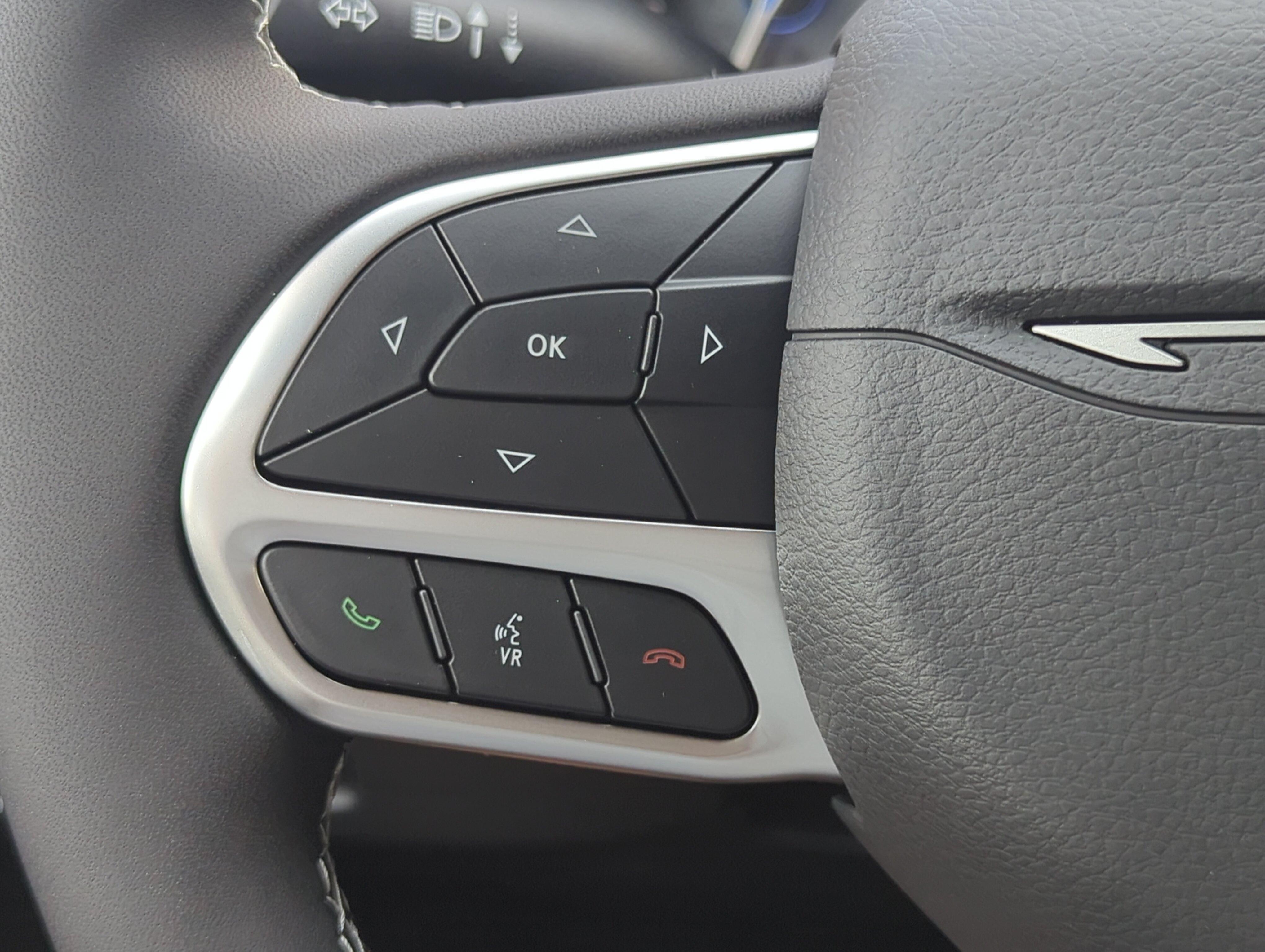 New 2027 Chrysler Pacifica LX FWD image 21
