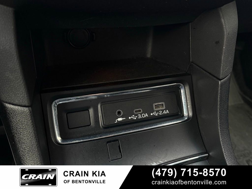 Used 2023 Subaru Ascent Limited AWD/4WD image 18