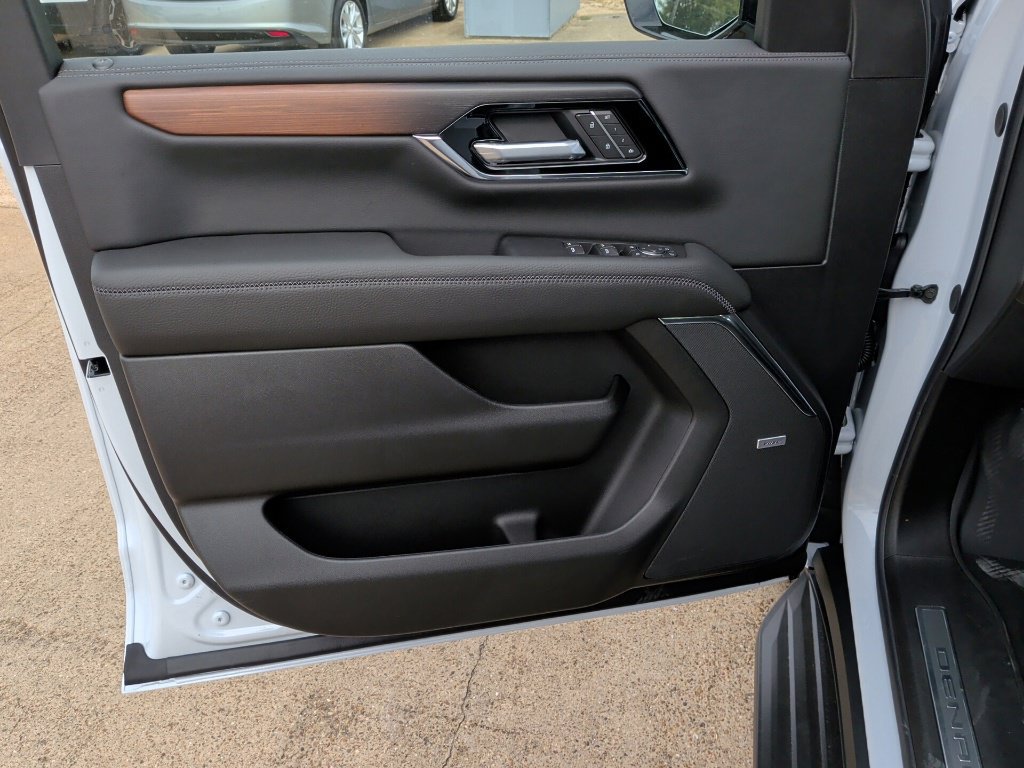 New 2027 GMC Yukon Denali RWD image 11