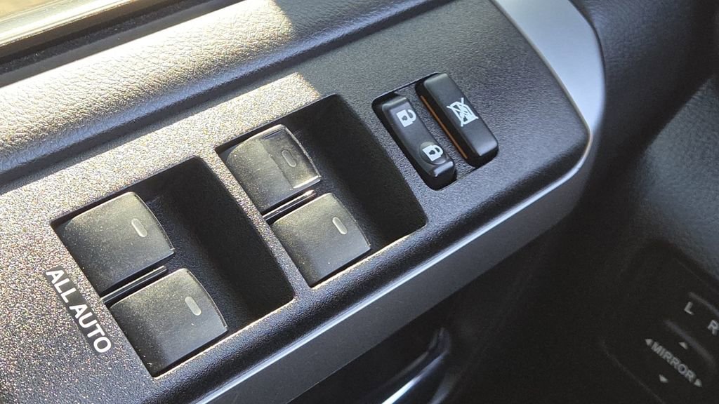 Used 2019 Toyota 4Runner SR5 image 13