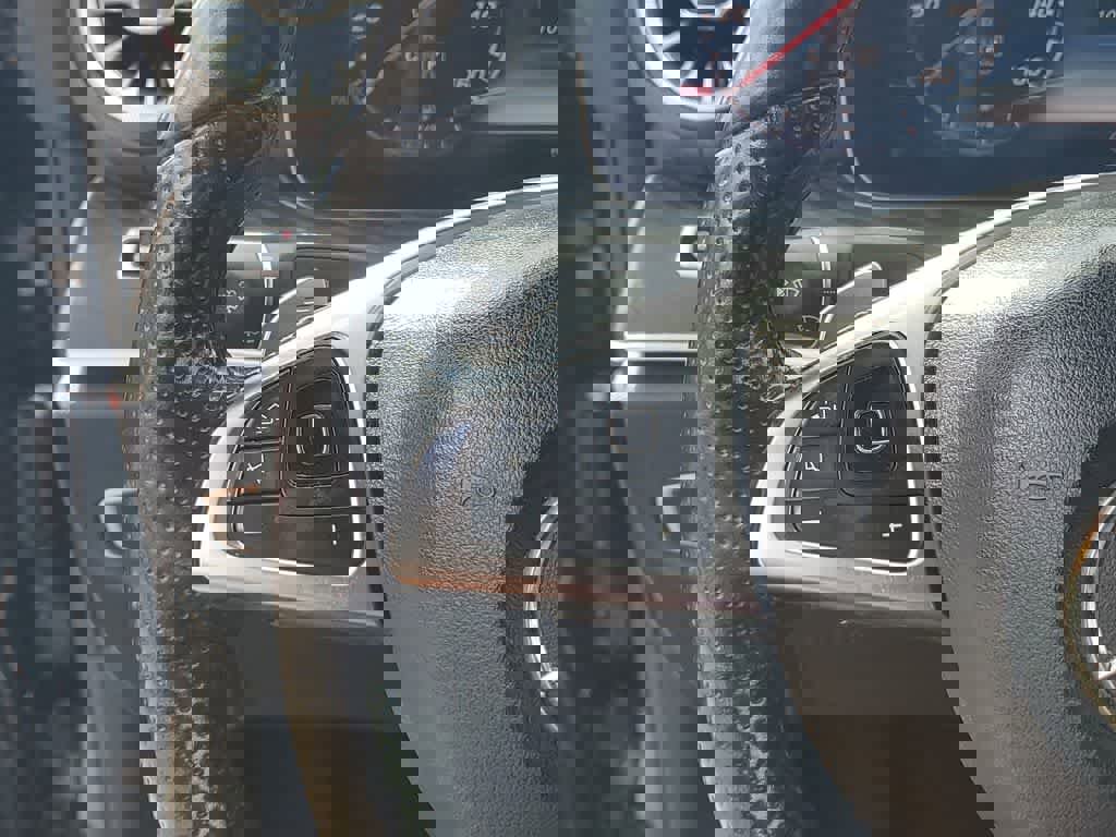 Used 2018 Mercedes-Benz E 400 E 400 image 25