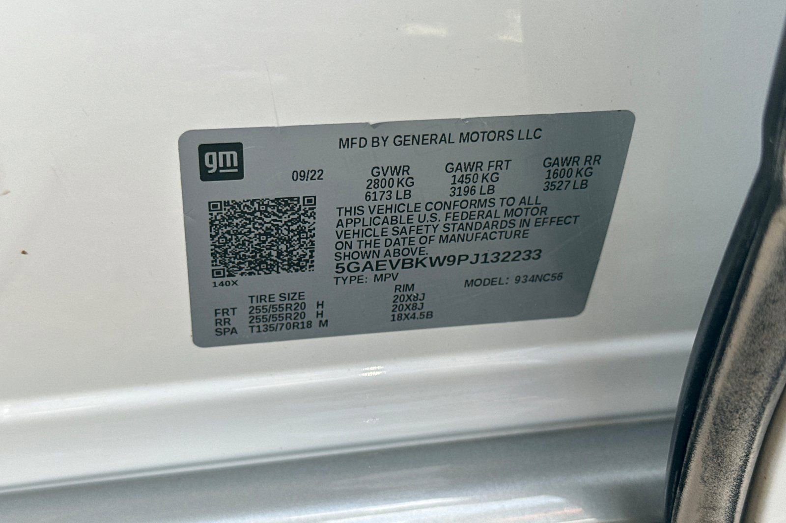 Used 2023 Buick Enclave Premium w/ Experience Buick Package image 30