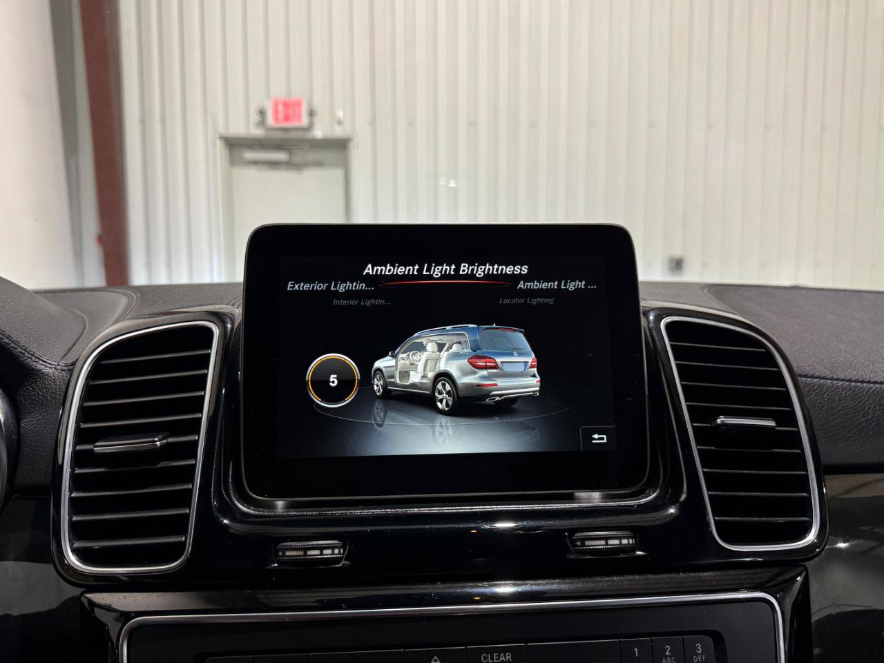Used 2018 Mercedes-Benz GLS 450 4MATIC image 42