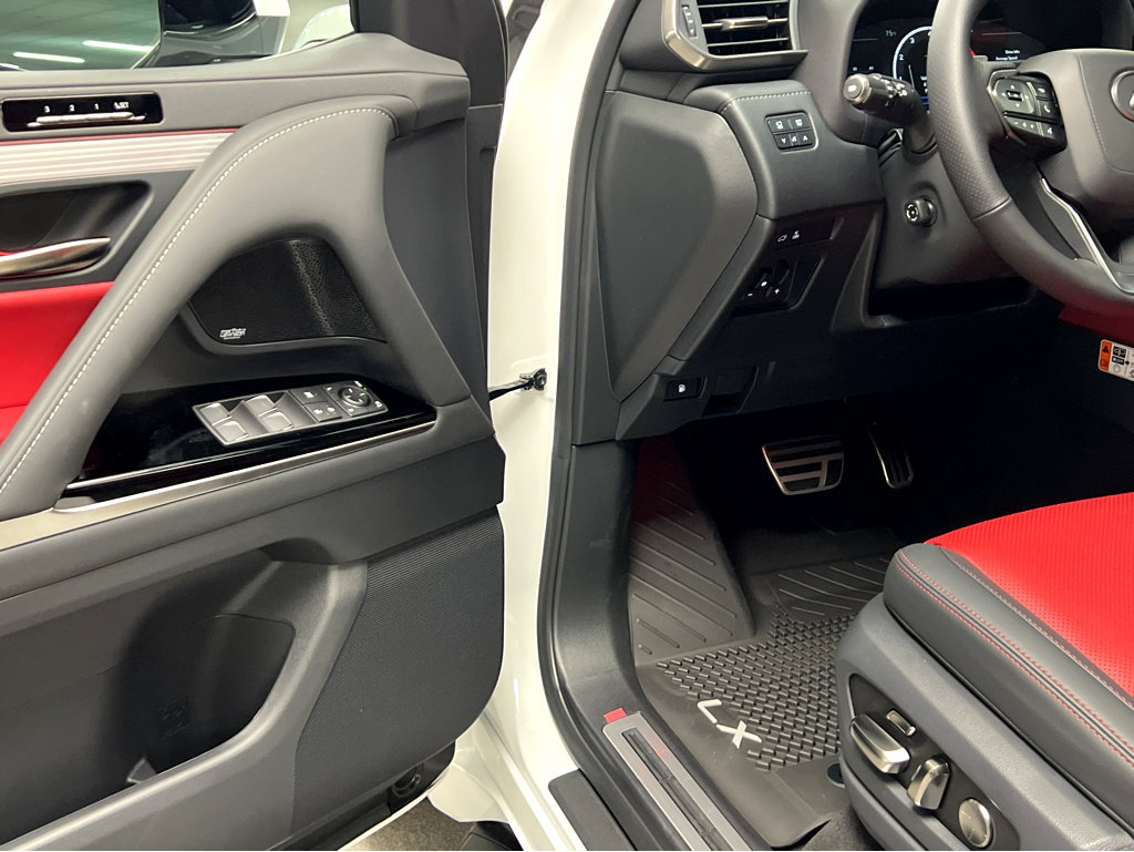 New 2026 Lexus LX 700h F Sport AWD/4WD image 8