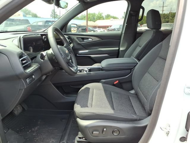 New 2026 Chevrolet Traverse LT w/ Driver Confidence Package FWD image 12