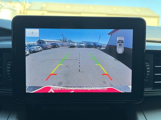Used 2022 Ford Explorer XLT image 43