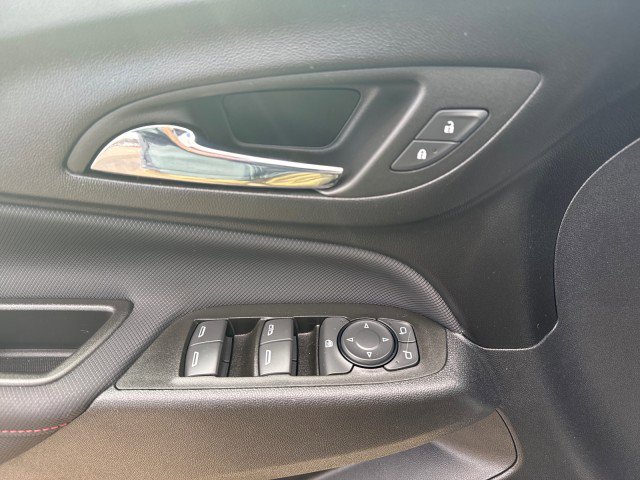 Used 2023 Chevrolet Equinox RS image 9