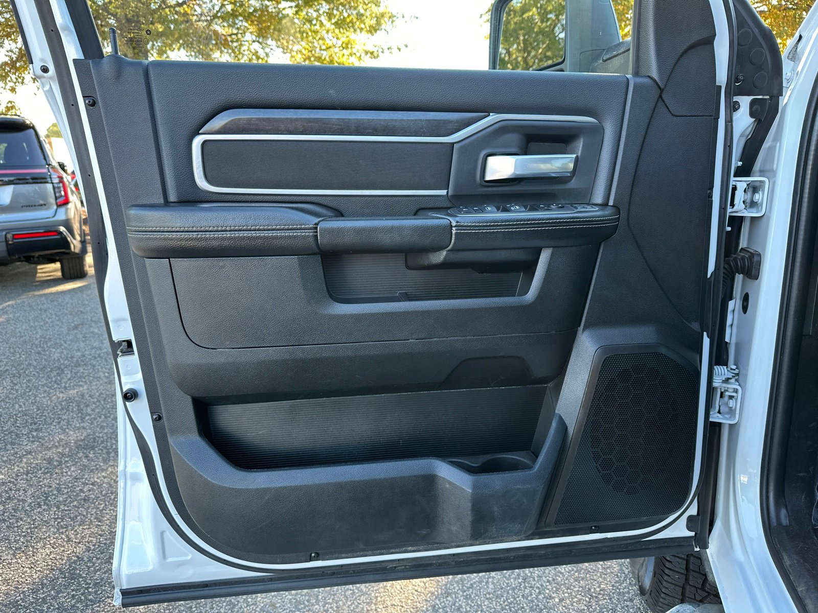 Used 2024 RAM 2500 Big Horn image 10