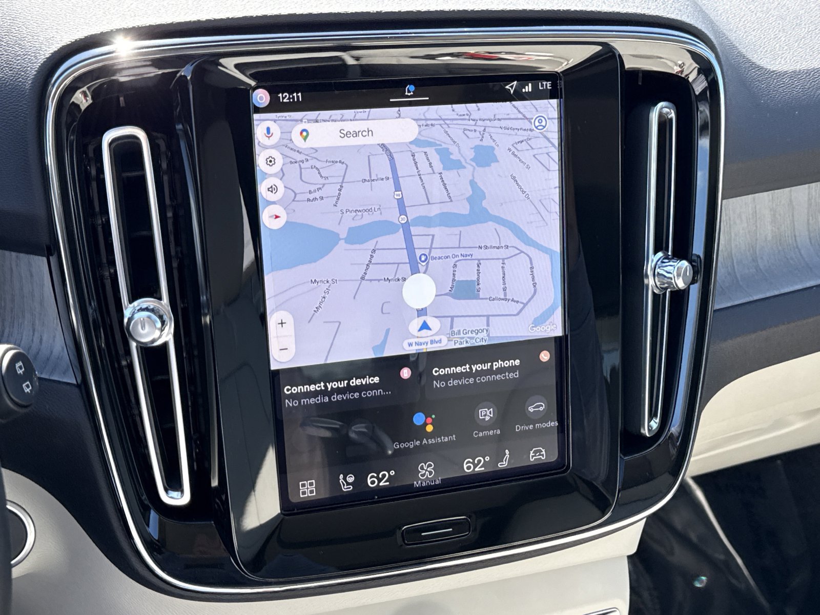 New 2026 Volvo XC40 B5 Ultra w/ Protection Package Premier AWD/4WD image 23