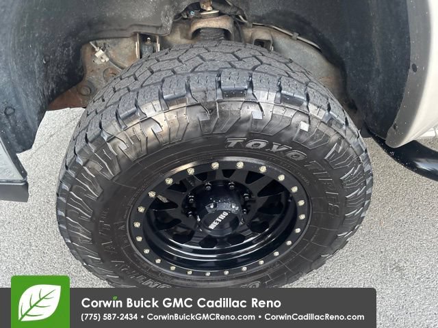 Used 2005 Chevrolet Silverado 2500 LT w/ Heavy-Duty Power Package AWD/4WD image 40