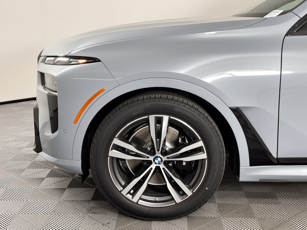 New 2027 BMW X7 xDrive40i w/ M Sport Package AWD/4WD image 13