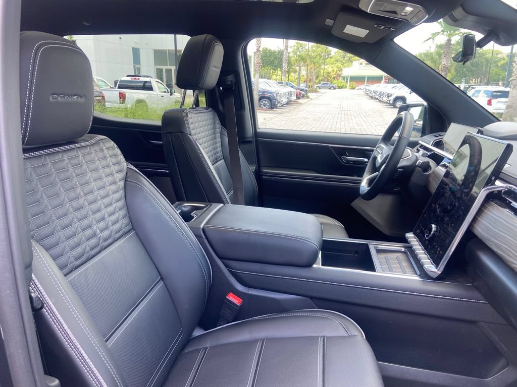 Used 2026 GMC Sierra EV Denali AWD/4WD image 16