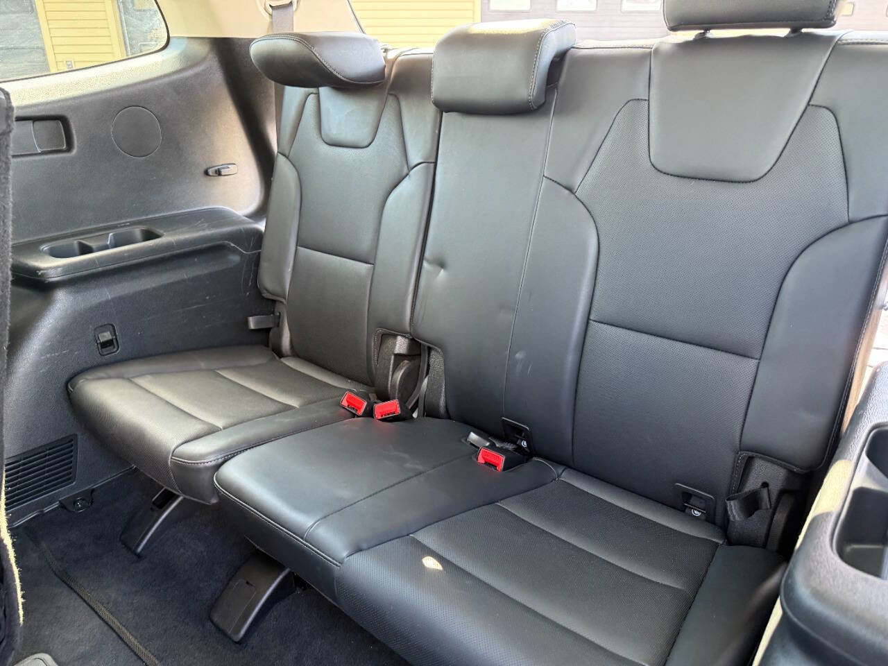 Used 2020 Kia Telluride EX image 32