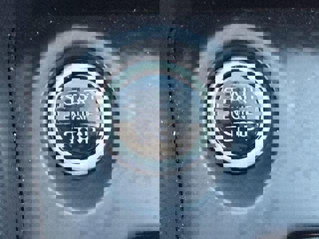 Used 2024 Nissan Kicks S image 19