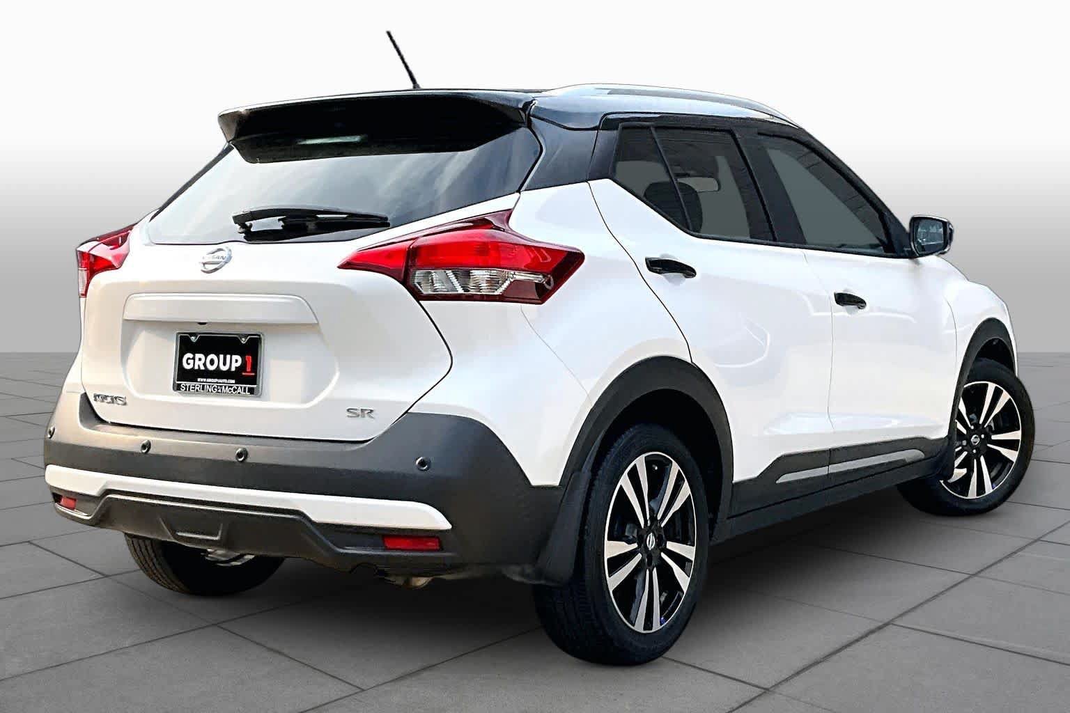 Certified 2020 Nissan Kicks SR FWD image 12