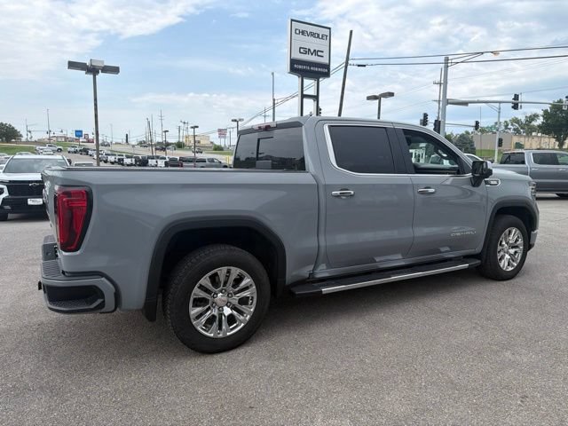 Used 2024 GMC Sierra 1500 Denali w/ Technology Package AWD/4WD image 18