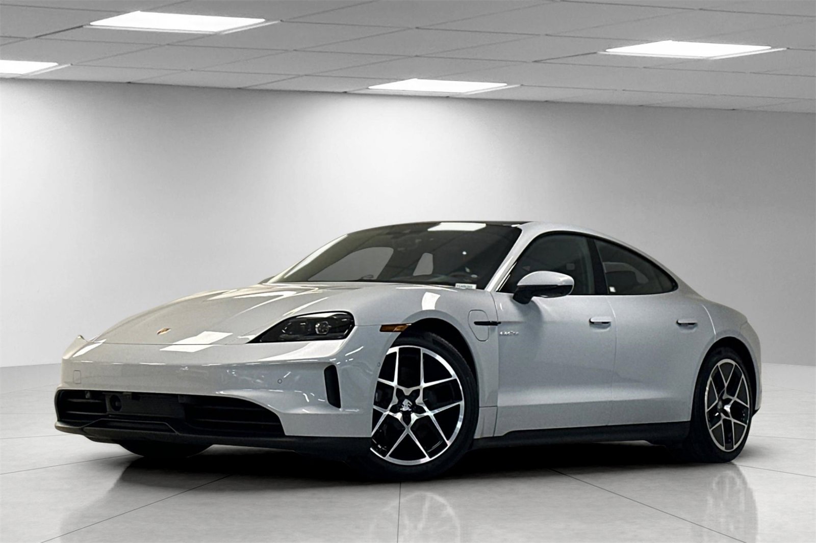 New 2025 Porsche Taycan