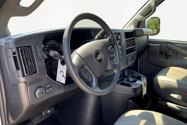 New 2025 Chevrolet Express 3500 w/ Driver Convenience Package RWD image 7