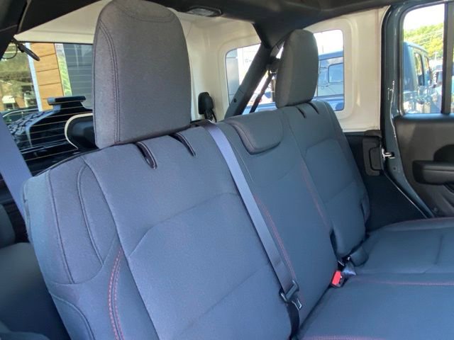 New 2025 Jeep Wrangler Unlimited Rubicon w/ Safety Group image 31