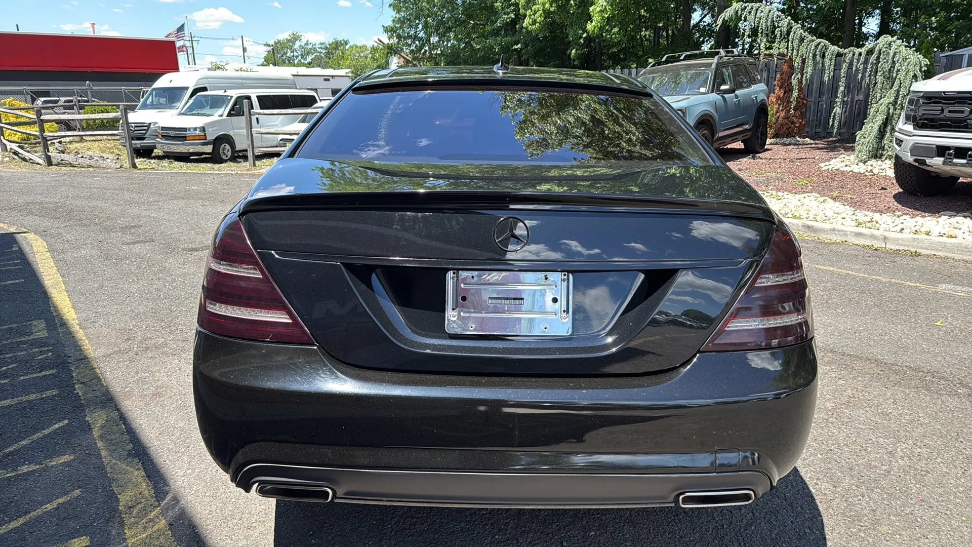 Used 2011 Mercedes-Benz S 550 4MATIC image 6