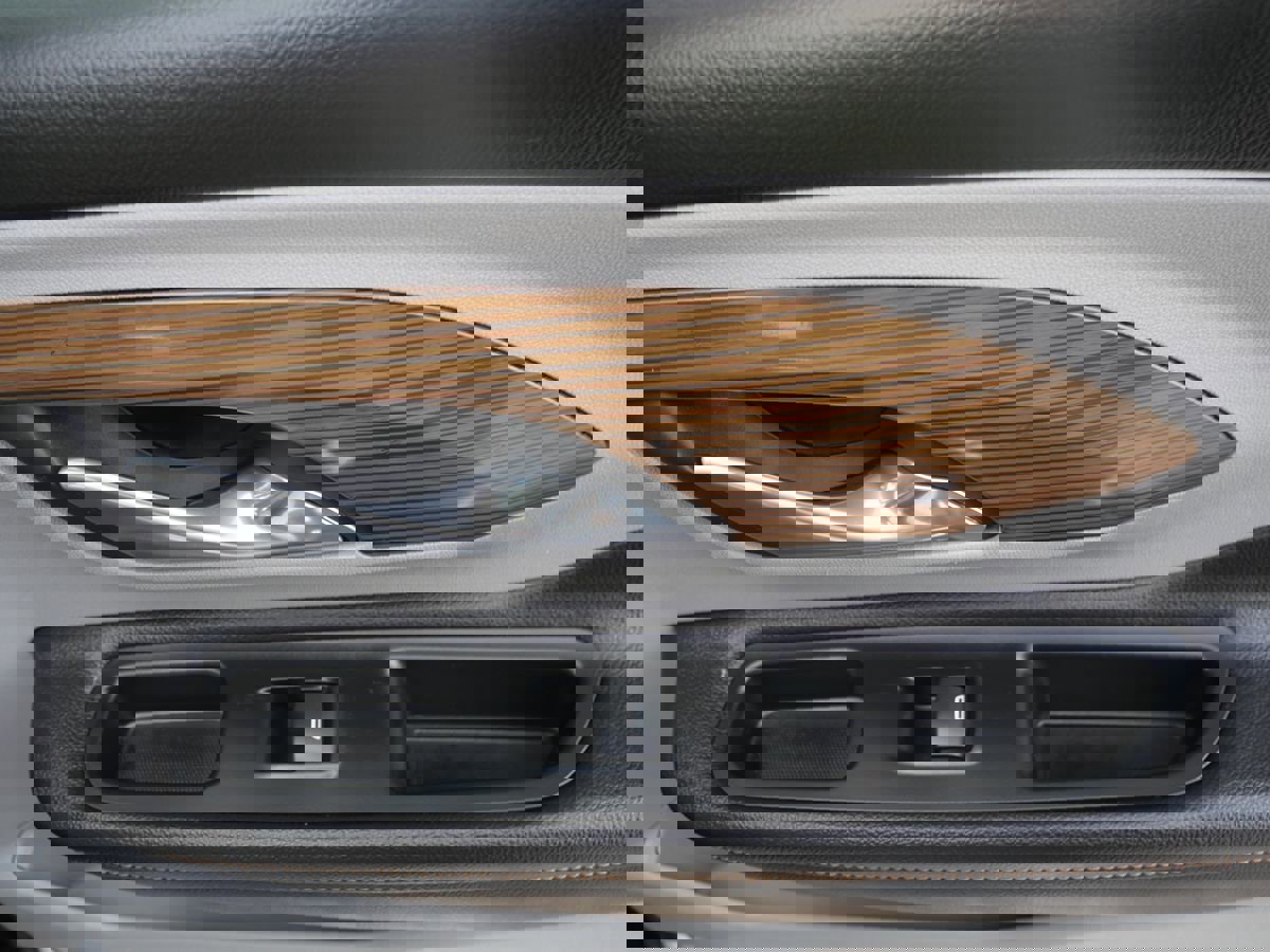 Used 2018 GMC Terrain SLE w/ Driver Convenience Package image 32