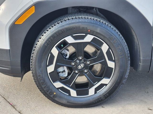 Used 2025 Hyundai Santa Fe SEL image 17