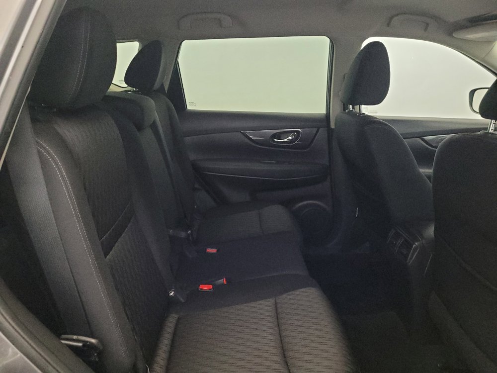 Used 2019 Nissan Rogue SV AWD/4WD image 19