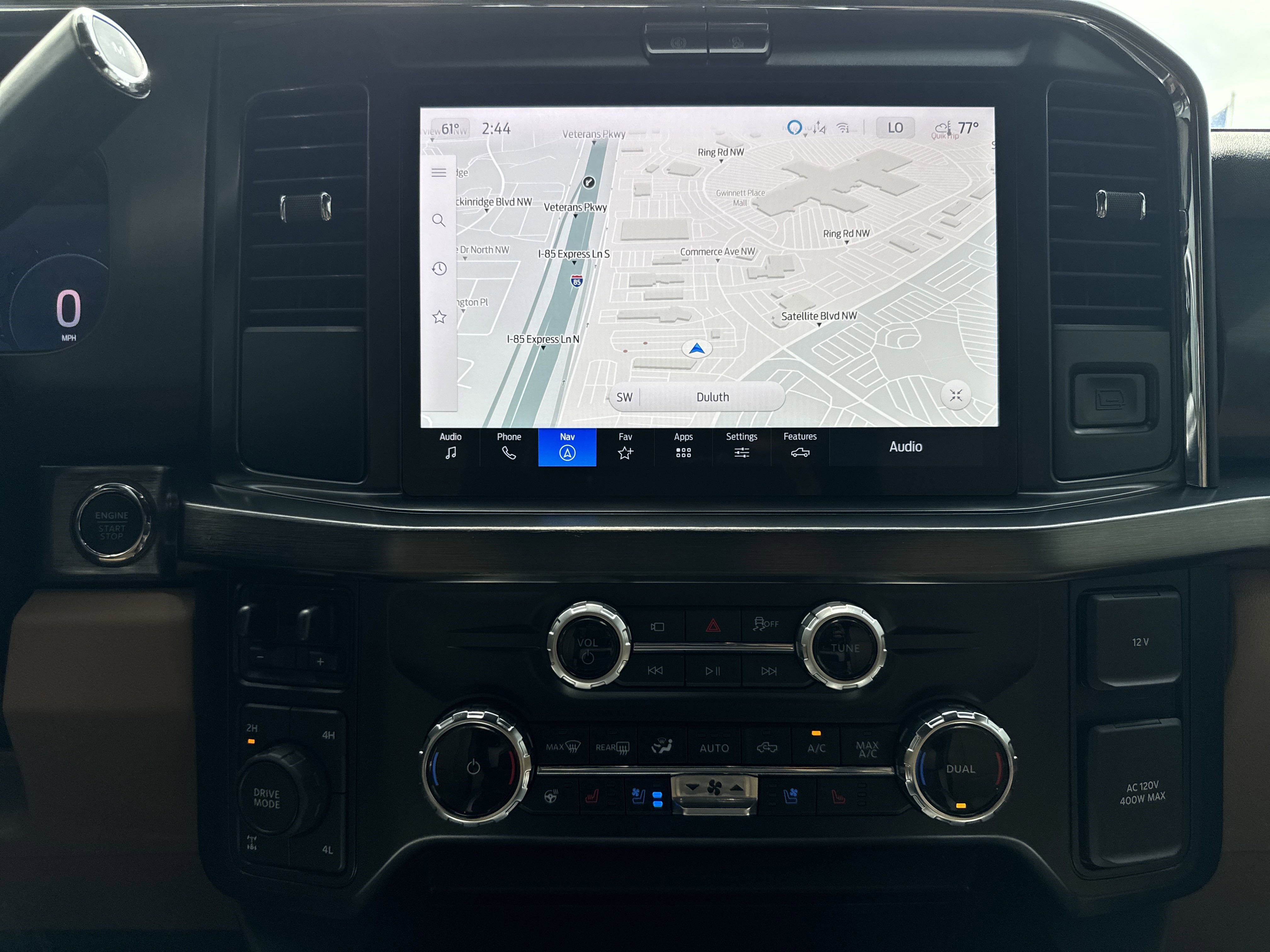 Used 2025 Ford F250 Lariat w/ Chrome Package image 29