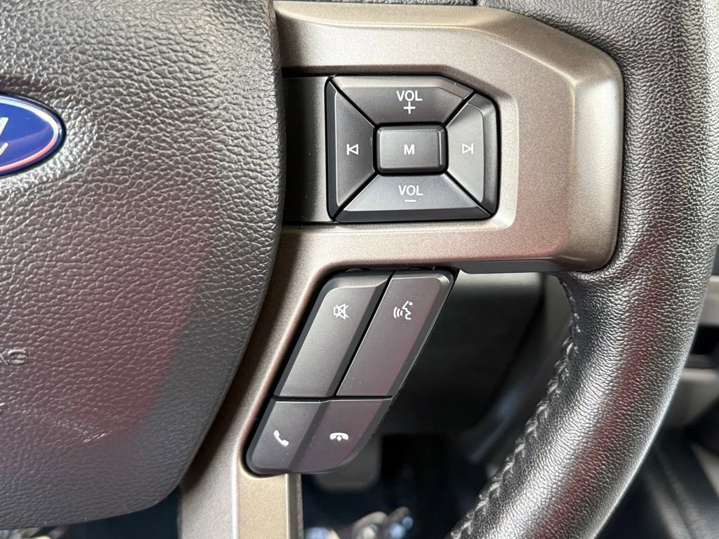 Used 2019 Ford Expedition XLT w/ Equipment Group 202A AWD/4WD image 27