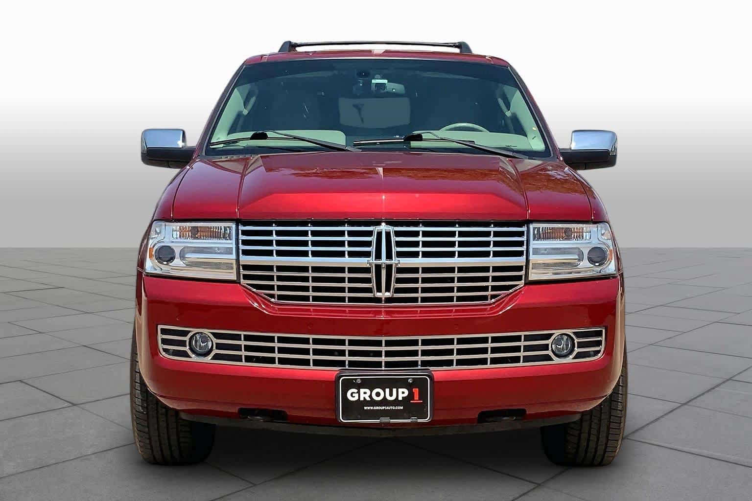 Used 2013 Lincoln Navigator 2WD w/ HD Trailer Tow Pkg image 3