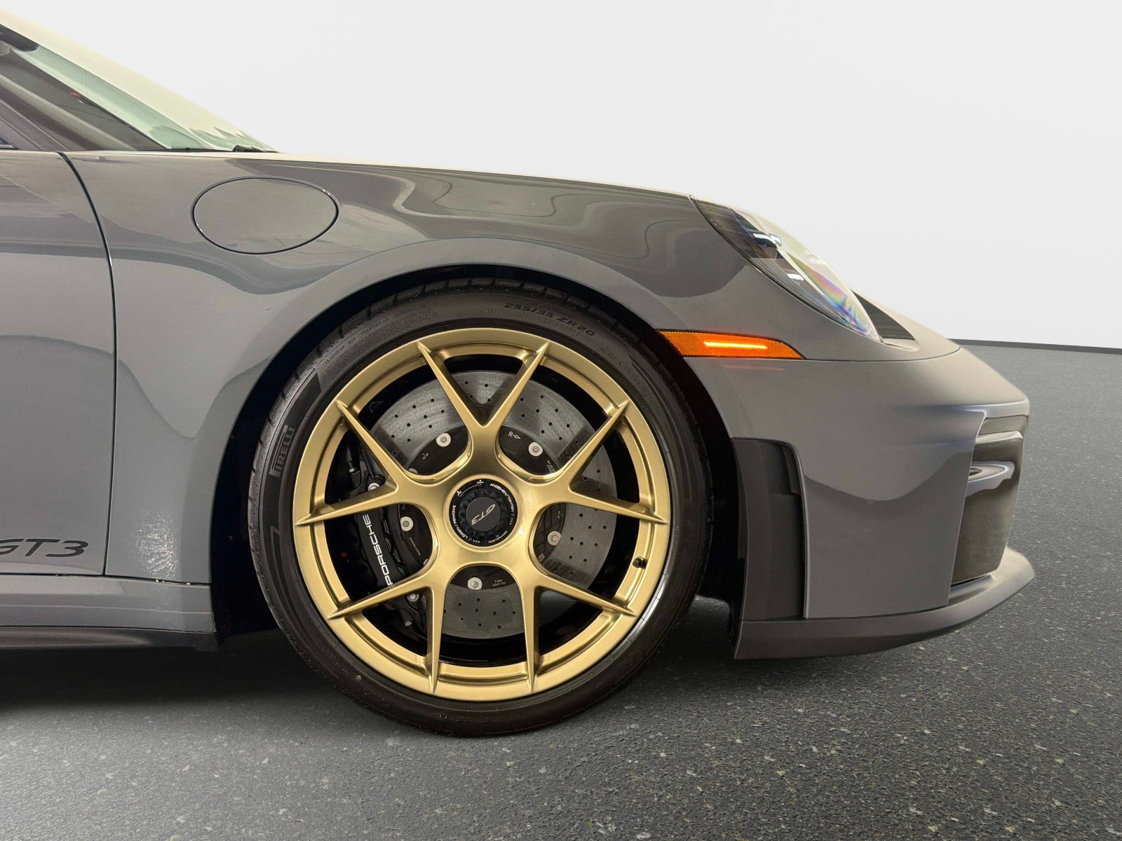 Used 2026 Porsche 911 GT3 w/ Weissach Package RWD image 24