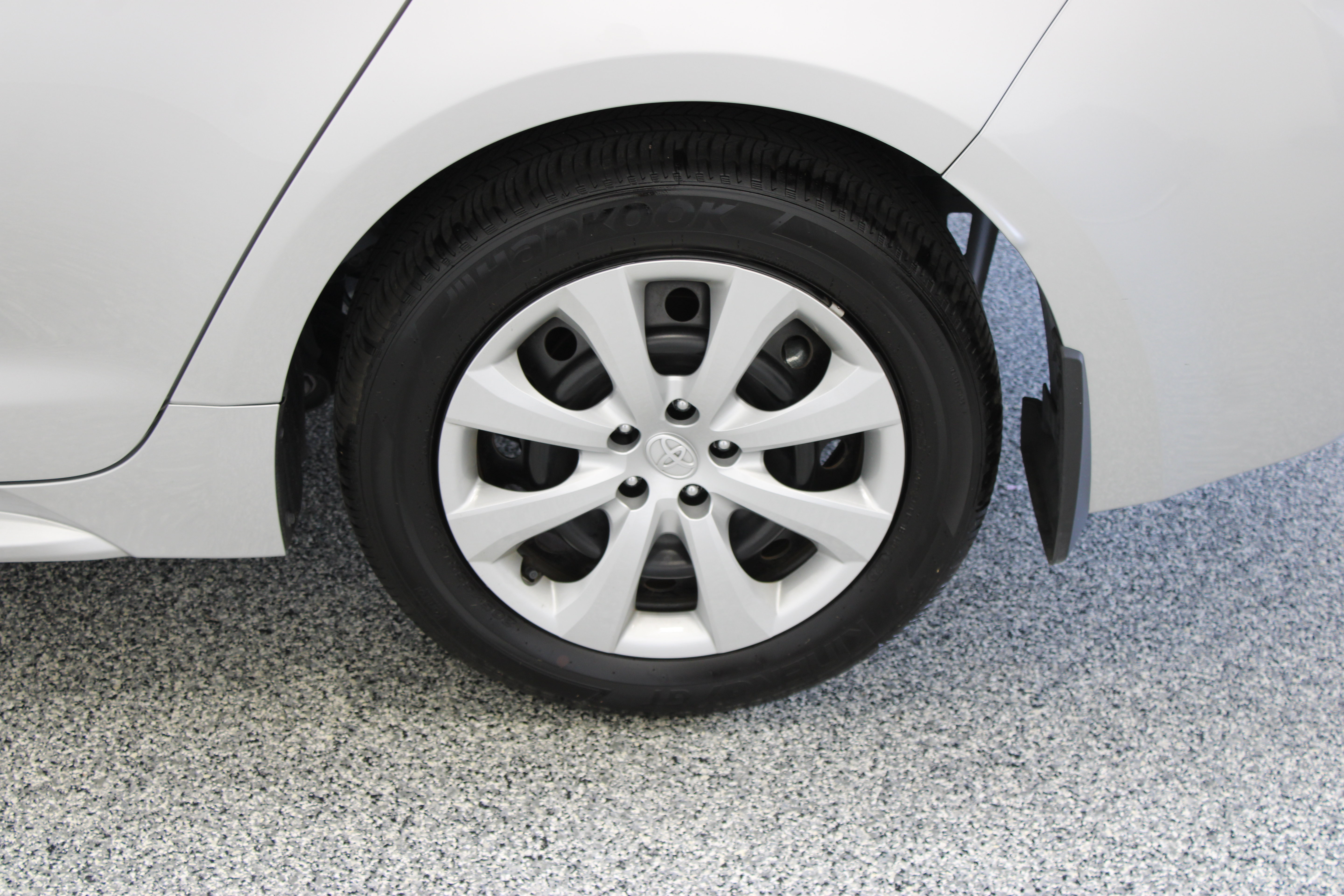 Used 2026 Toyota Corolla LE FWD image 10