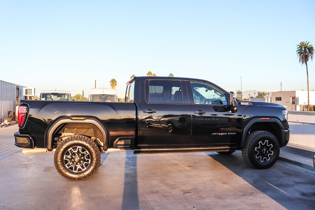 Used 2026 GMC Sierra 2500 AT4X AWD/4WD image 13