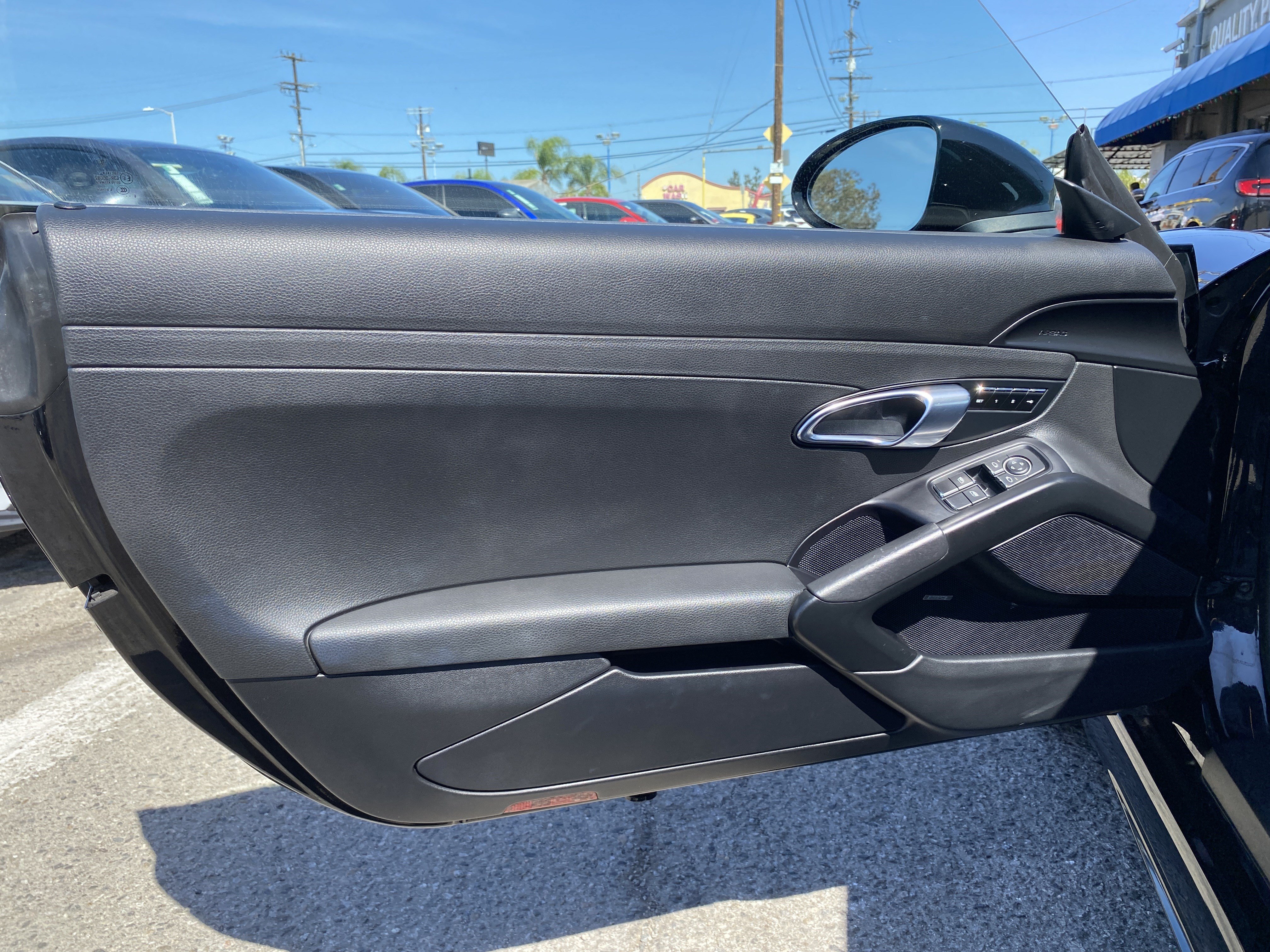Used 2017 Porsche 718 Boxster RWD image 14