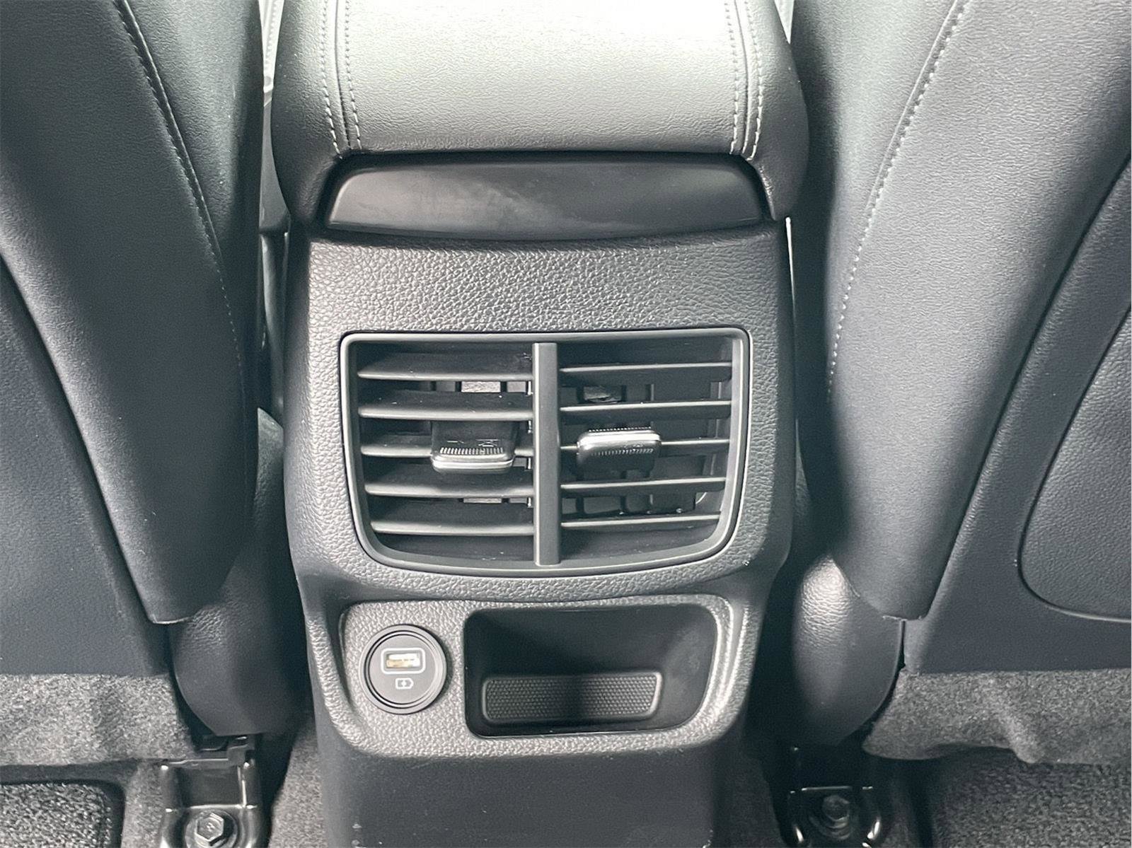 Used 2022 Kia Seltos EX image 16