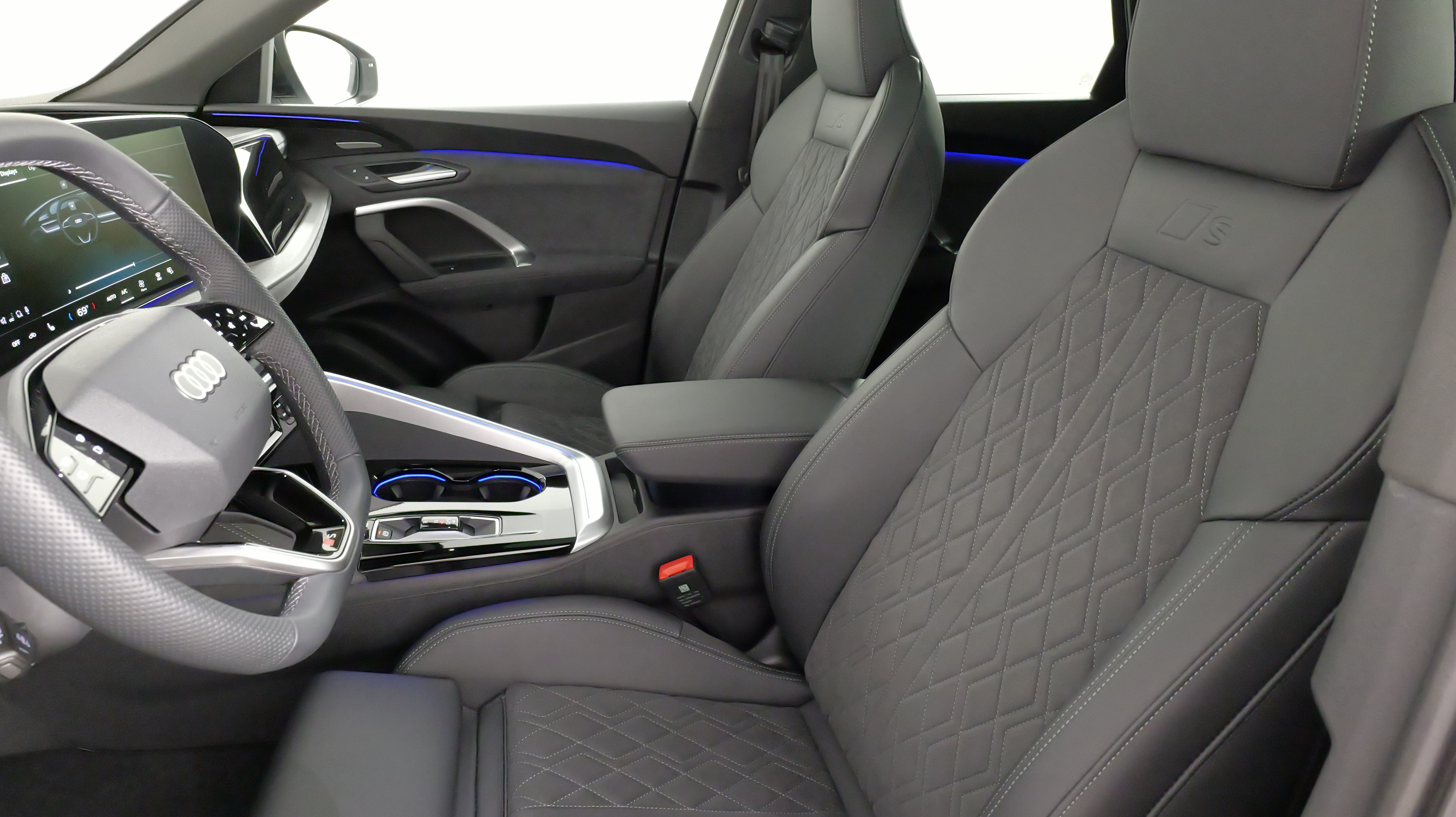 Used 2025 Audi SQ5 Premium Plus AWD/4WD image 30