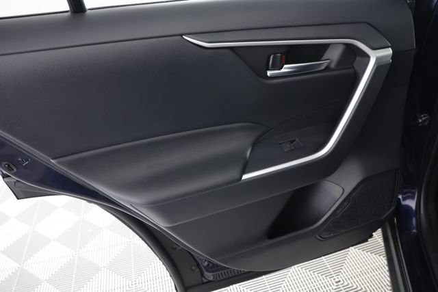 Used 2025 Toyota RAV4 XLE w/ Convenience Package image 27