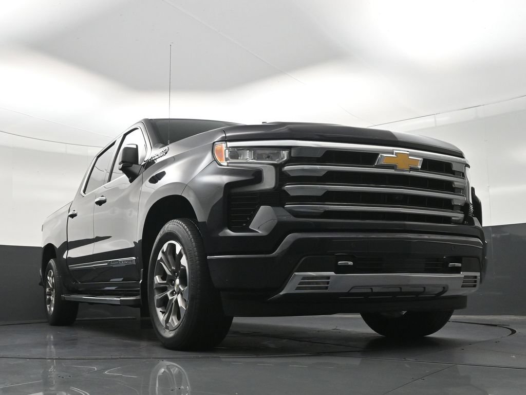 Used 2023 Chevrolet Silverado 1500 High Country RWD image 29