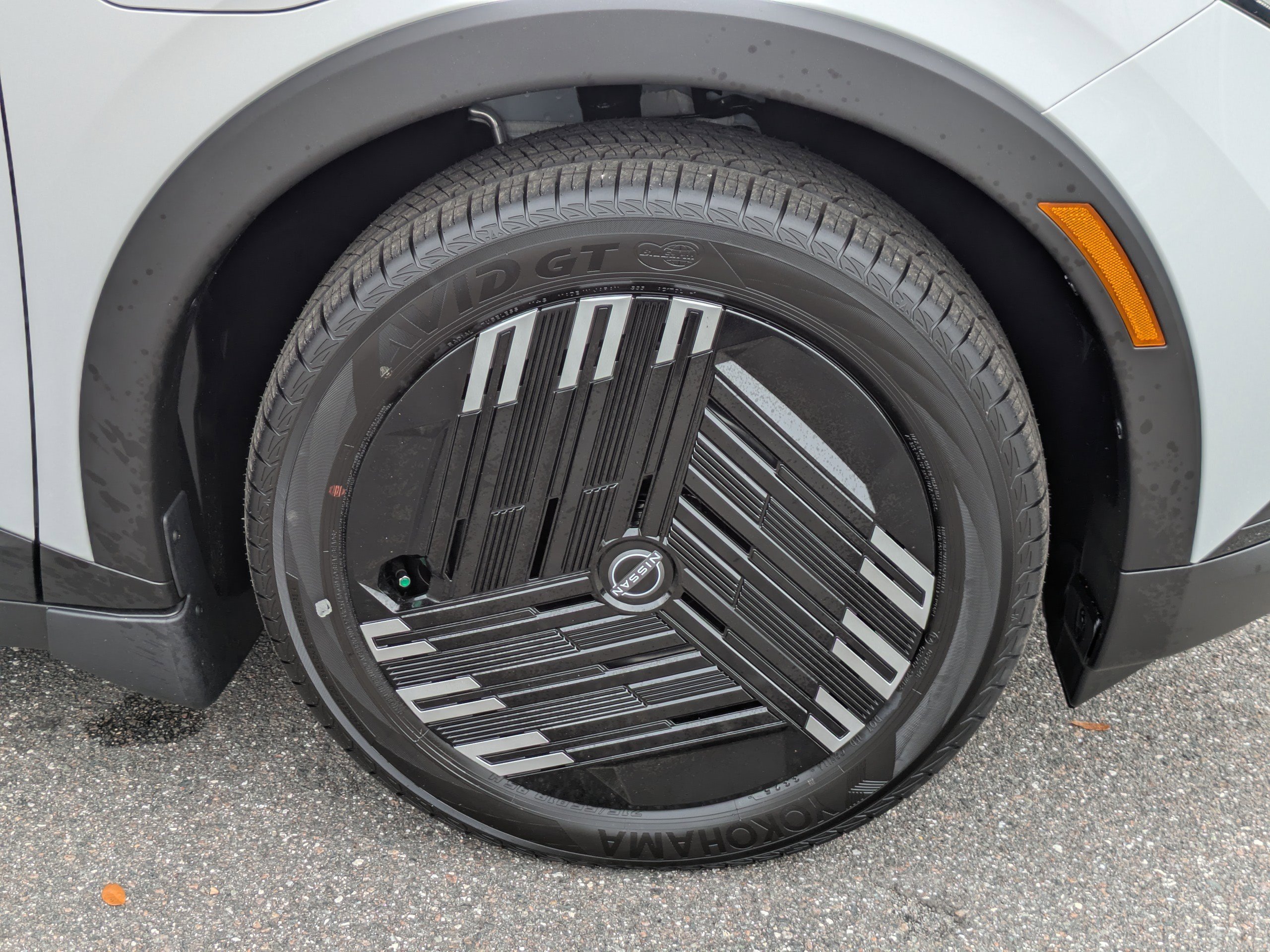 New 2026 Nissan Leaf image 11