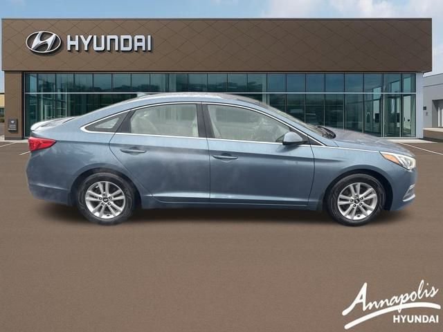 Used 2015 Hyundai Sonata SE image 6